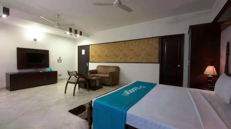 Hotel Comfort Zone Greater Kailash Nueva Delhi Exterior foto